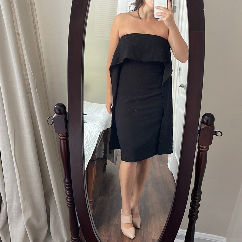 Trina Turk Formal Strapless Cape Dress